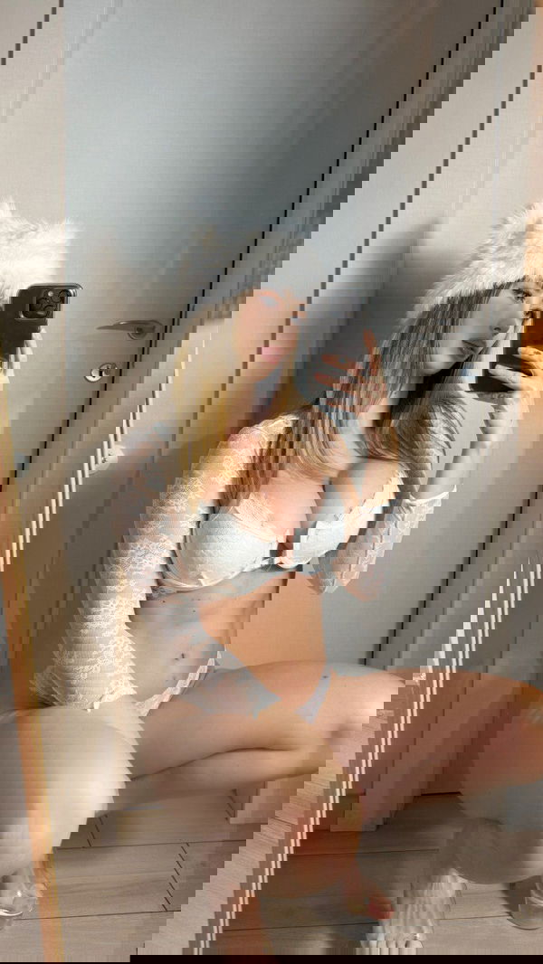 Sexydiva5576, 27 years old from United States