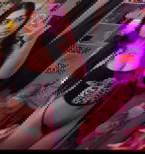 hugbit328, 26 years old from United States