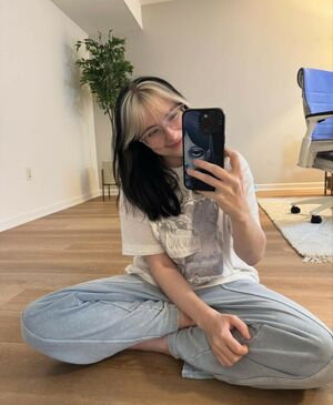 vixaho9202, 21 years old from United Kingdom