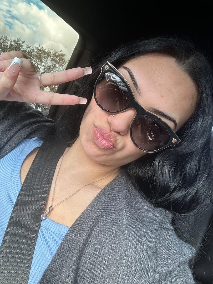 Justsophie24, 24 years old from United States