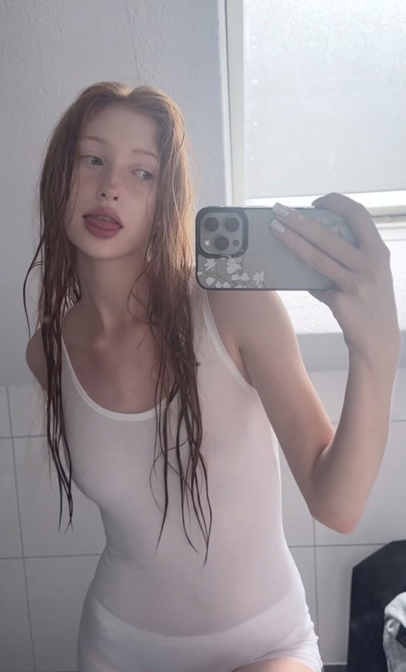 Pollygrl1, 18 years old from United States