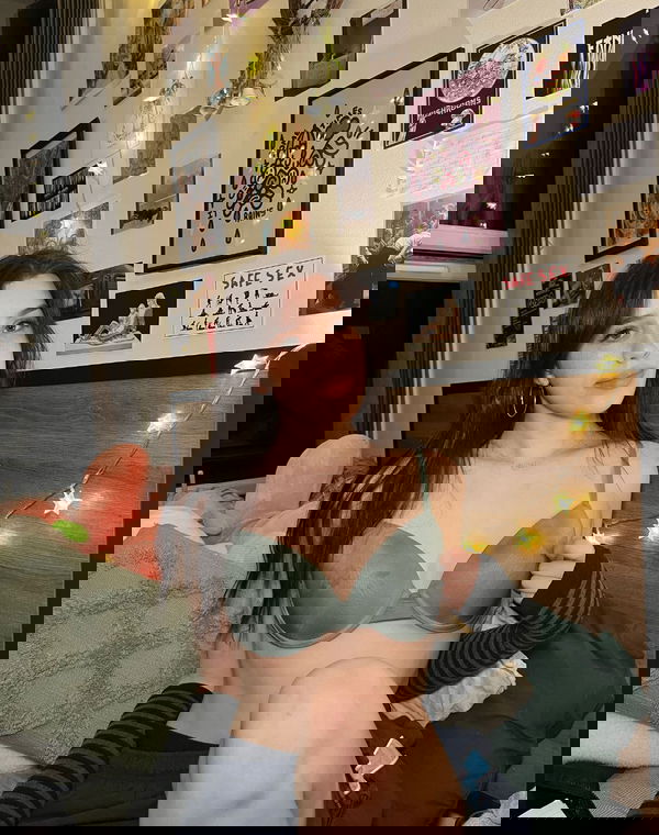 Nancy3, 22 years old from United States