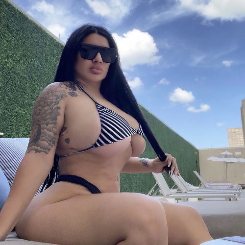 Tierramol26, 23 years old from United States