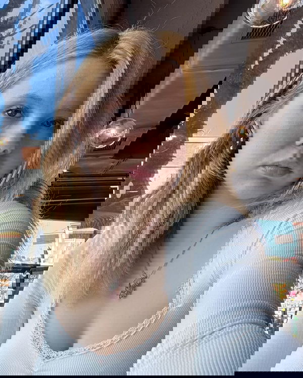 Alicia7785, 18 years old from United States