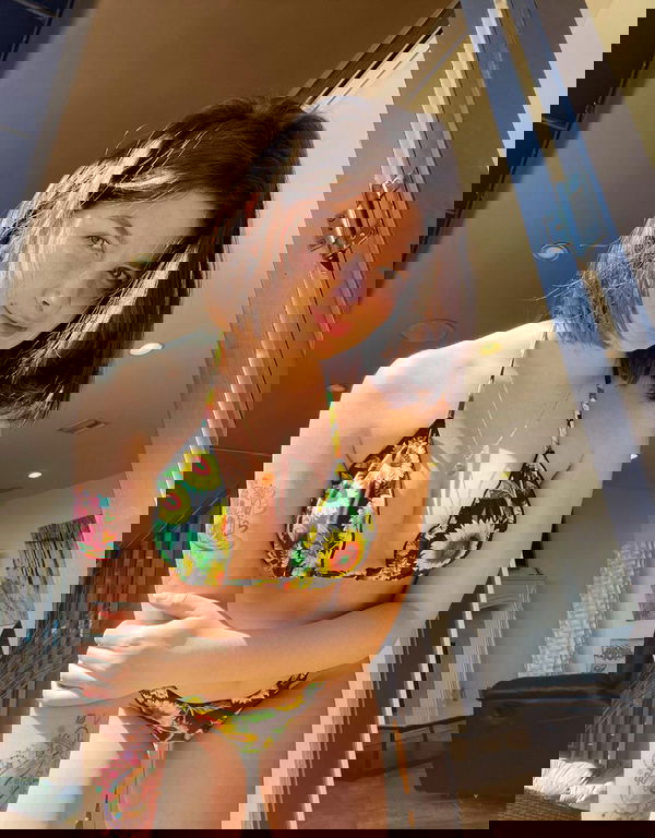 snap757, 19 years old from United States