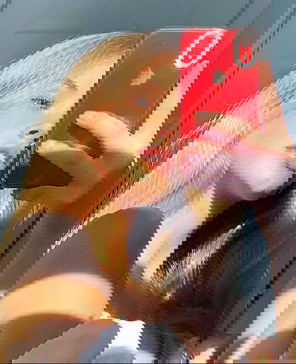 Dennis477, 22 years old from United States