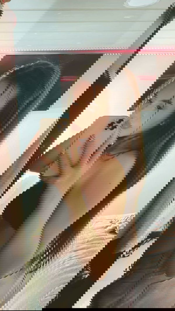 banote9855, 25 years old from United States