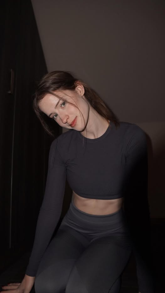 cexep65007, 21 years old from Uganda