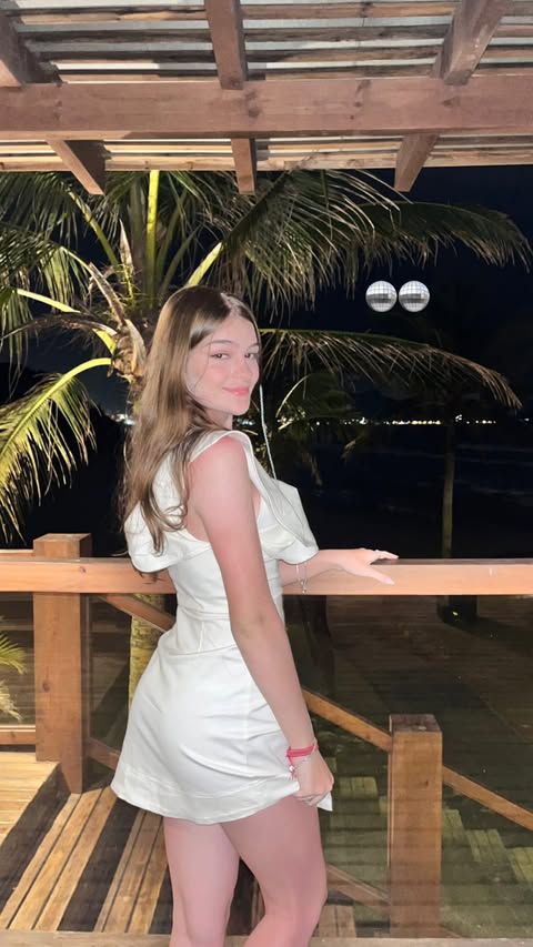 oliviaisabela's Cover Photo