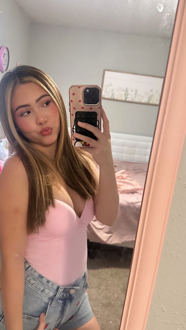 mimeb11097, 21 years old from United States