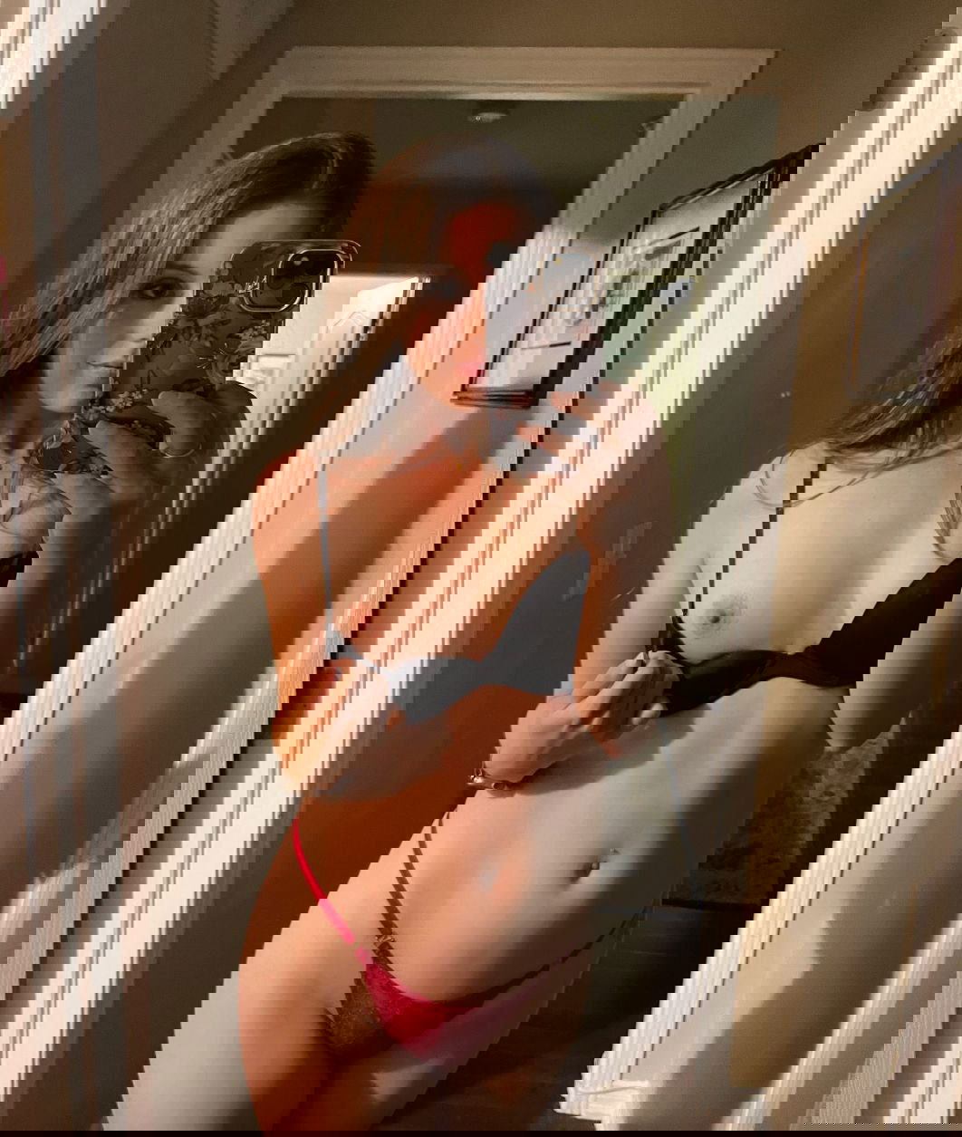 allServiseElena's Cover Photo