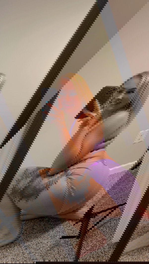 Ksandra, 32 years old from United States