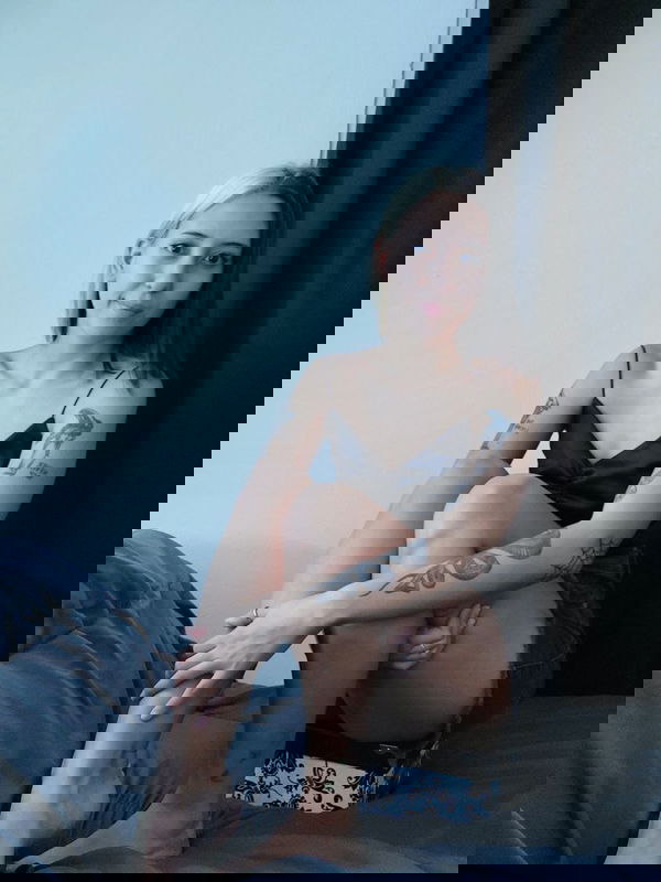 upebu, 21 years old from United States