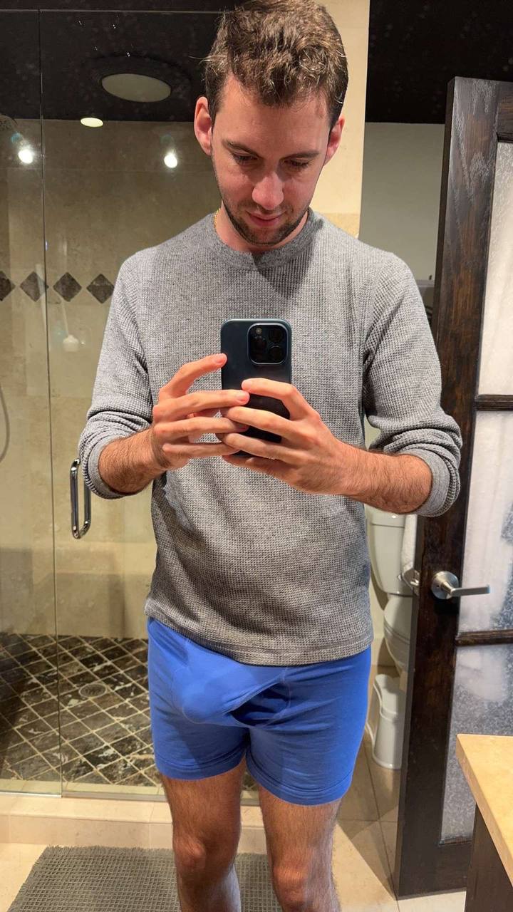 moisturesam14's Cover Photo