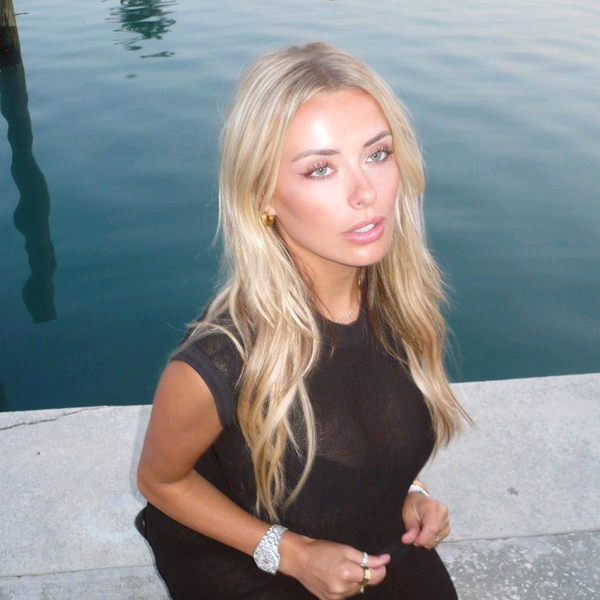 corinna98oo, 20 years old from United States