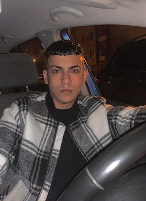 lkompus17's Profile Photo