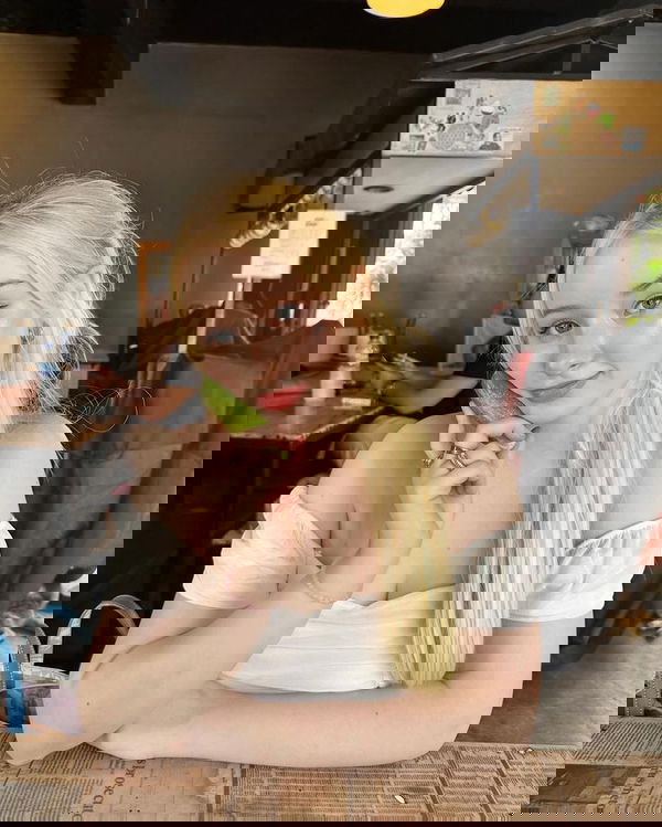 Londyn42142, 21 years old from Canada