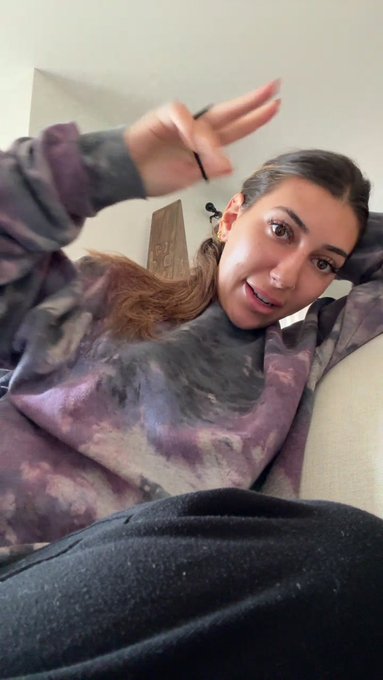 ypqtjxfa, 29 years old from Canada