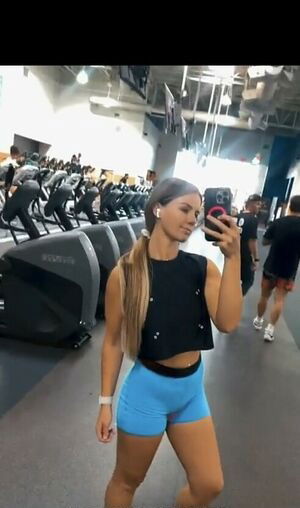 peniy27212, 21 years old from Germany