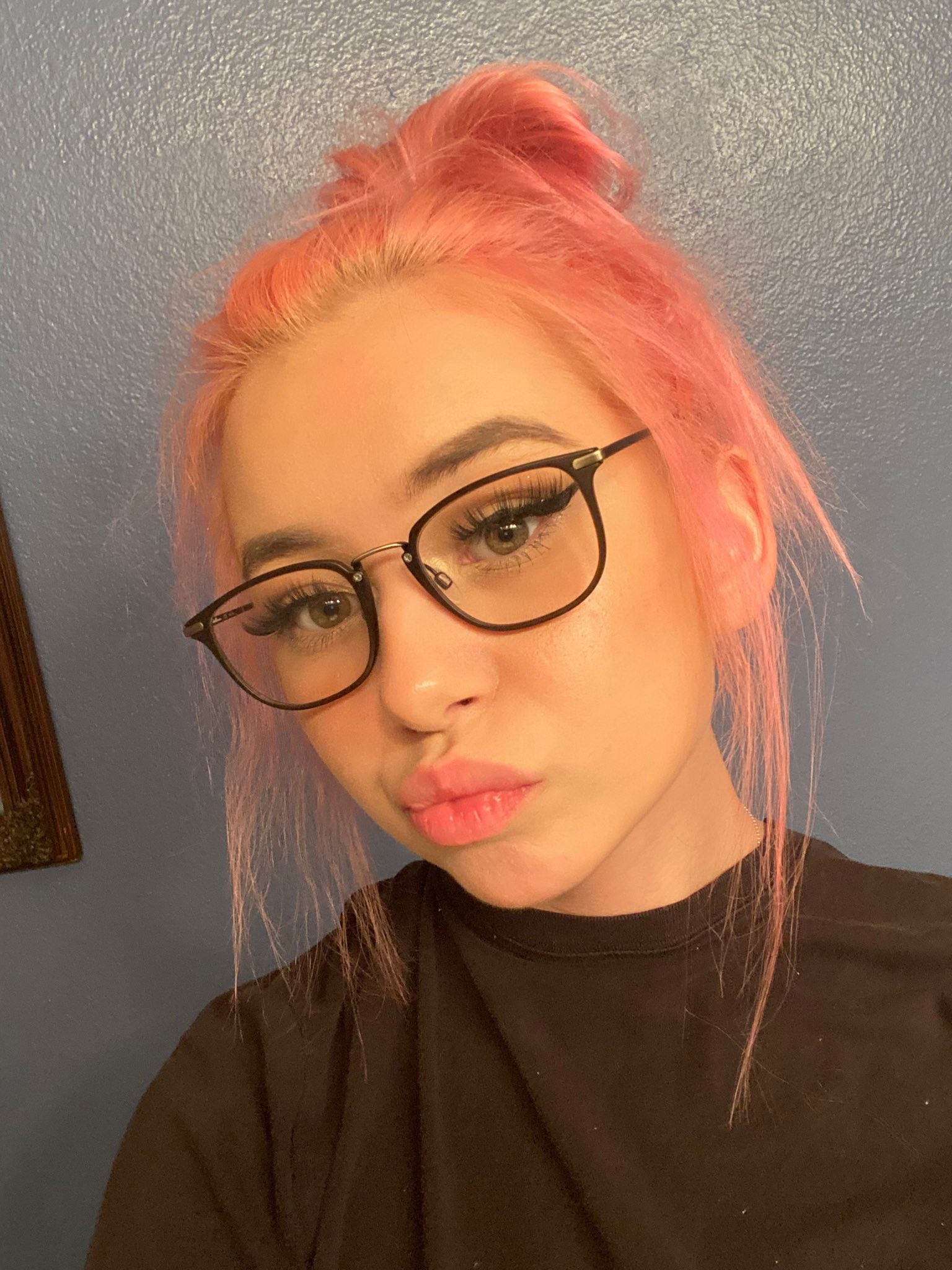 macsuae3230, 21 years old from United States