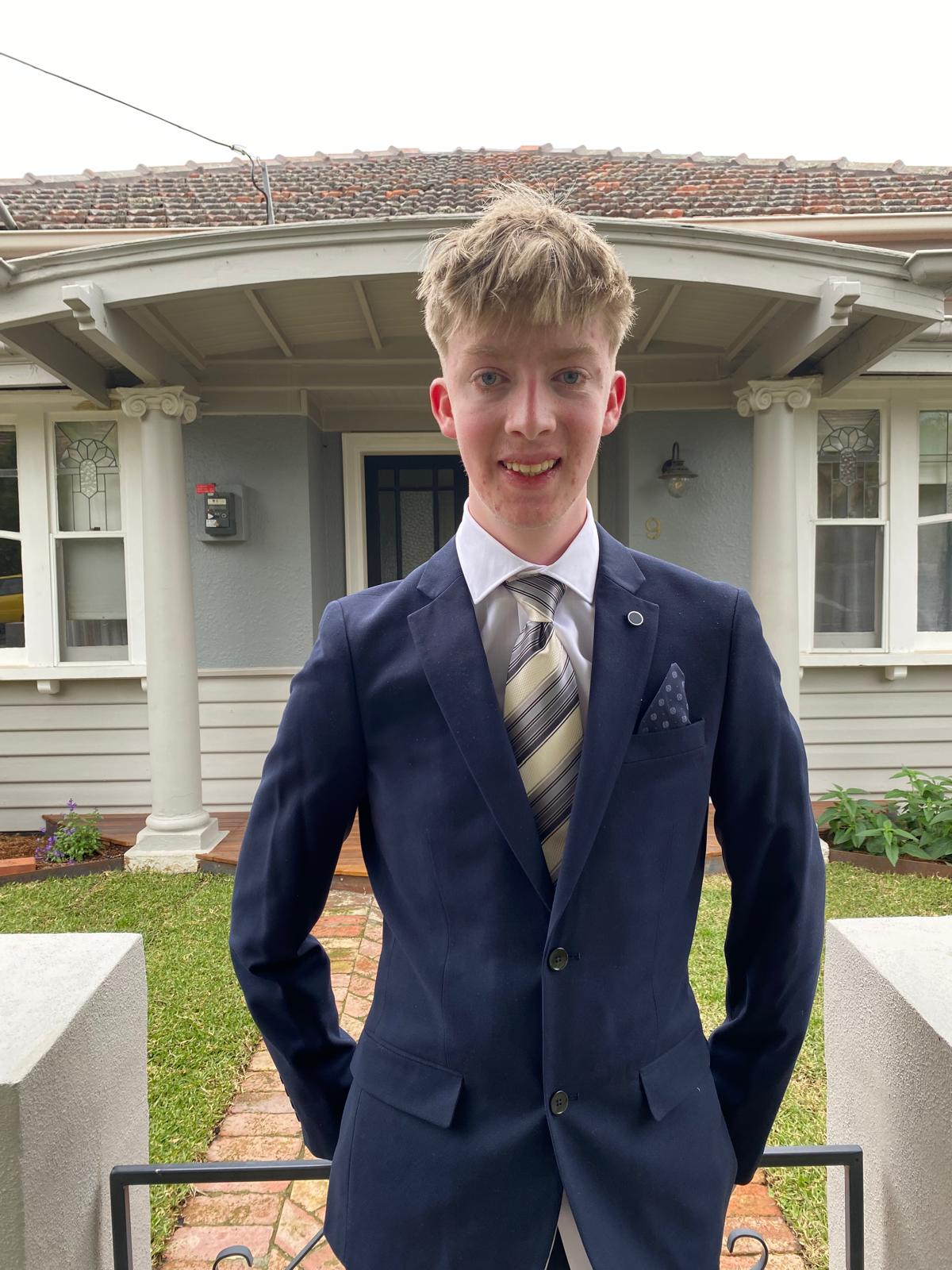 greenchares1254's Cover Photo