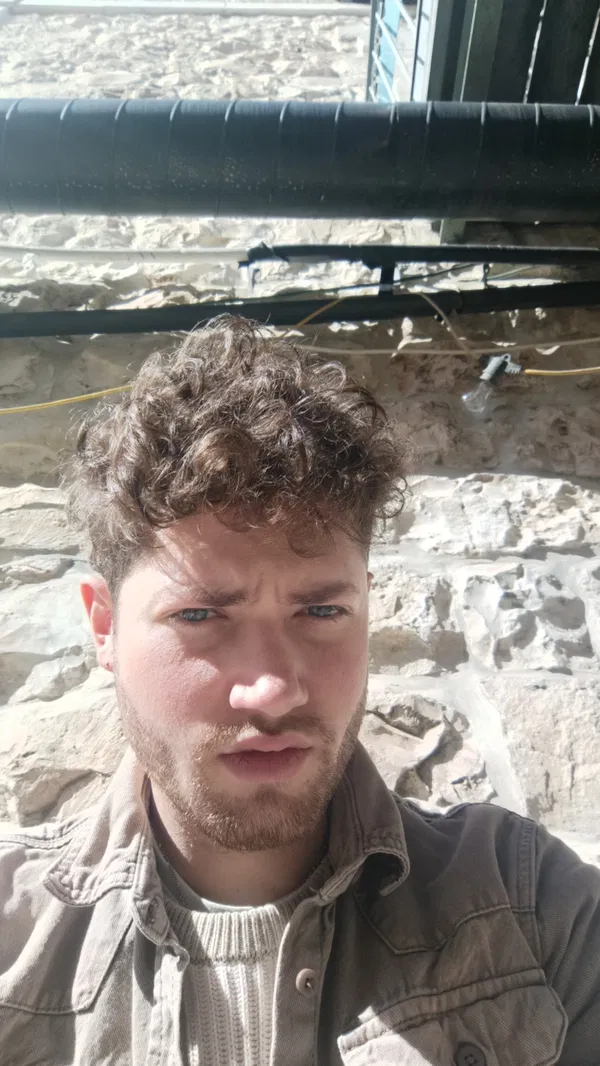 erezd, 21 years old from Israel