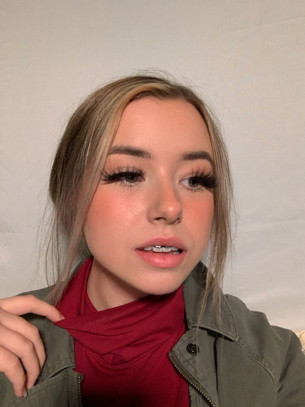 xipous_11, 21 years old from United States