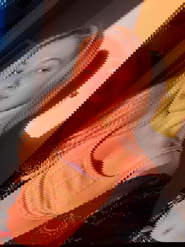 kakexi9633, 22 years old from France