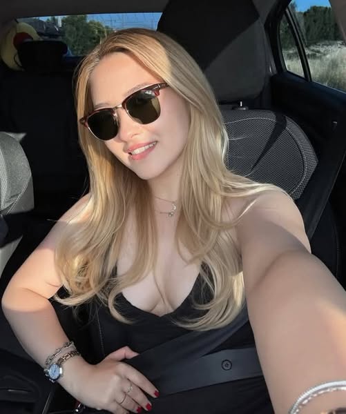 bopomoy738, 24 years old from United Kingdom