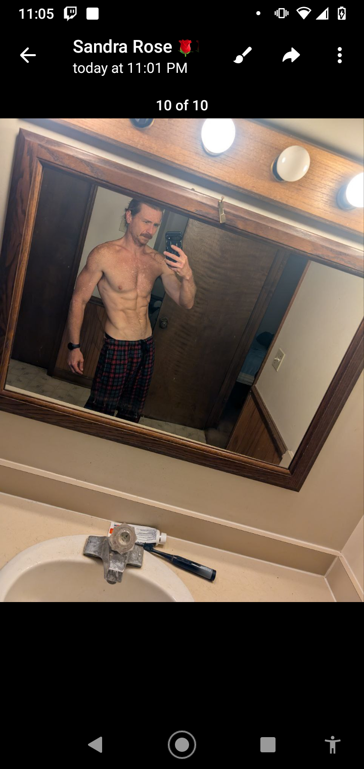 hdean8876's Cover Photo