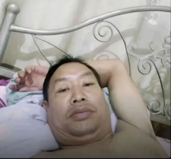 leonardoespinoza5678z, 21 years old from United States