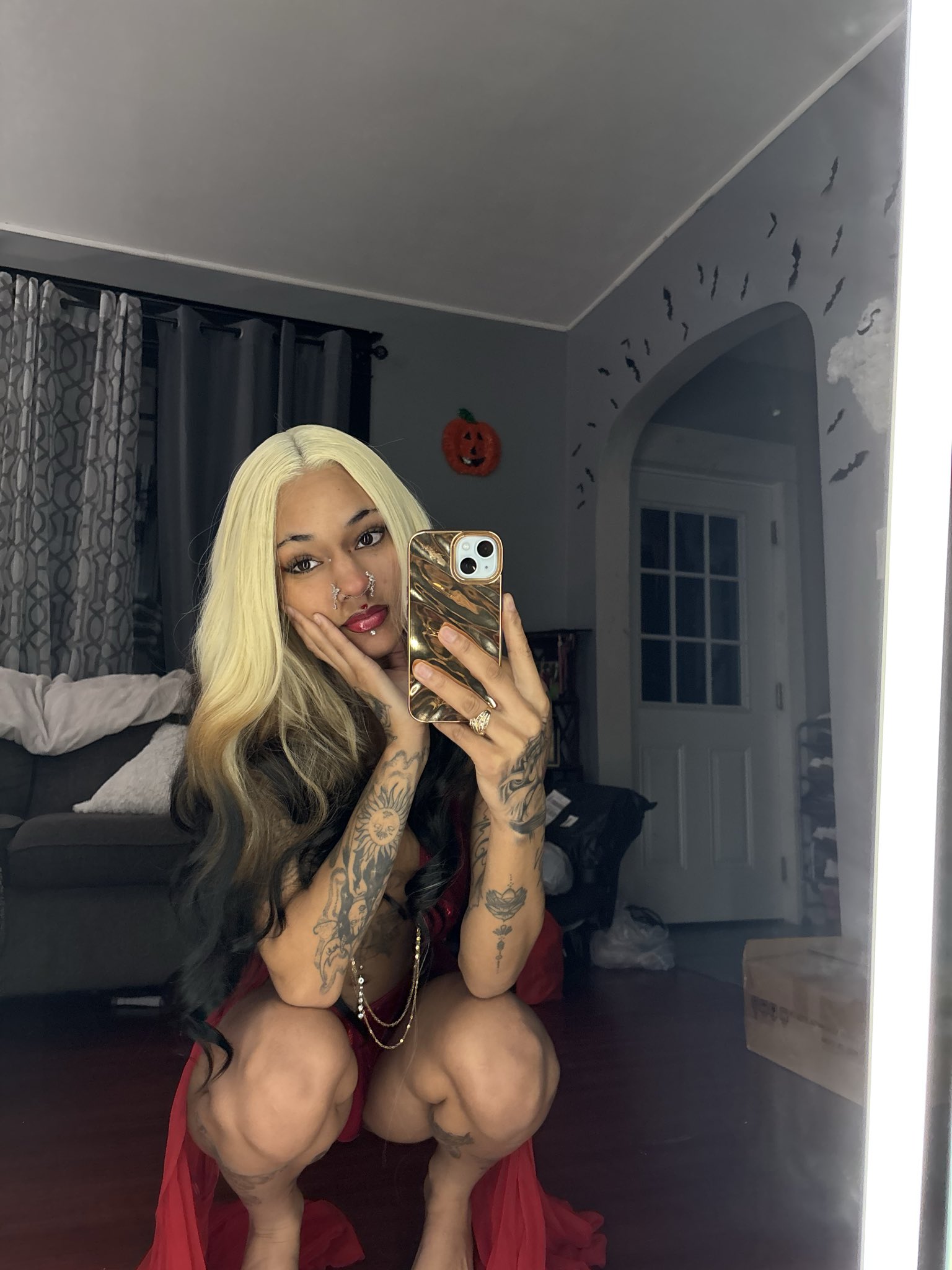 rerenana, 23 years old from United States