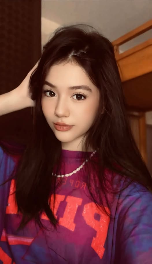 xipexa2612, 21 years old from United Kingdom