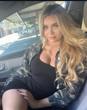 Rosesakex74's Profile Photo