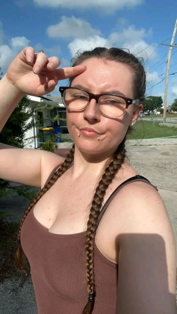 waced99045, 28 years old from Canada