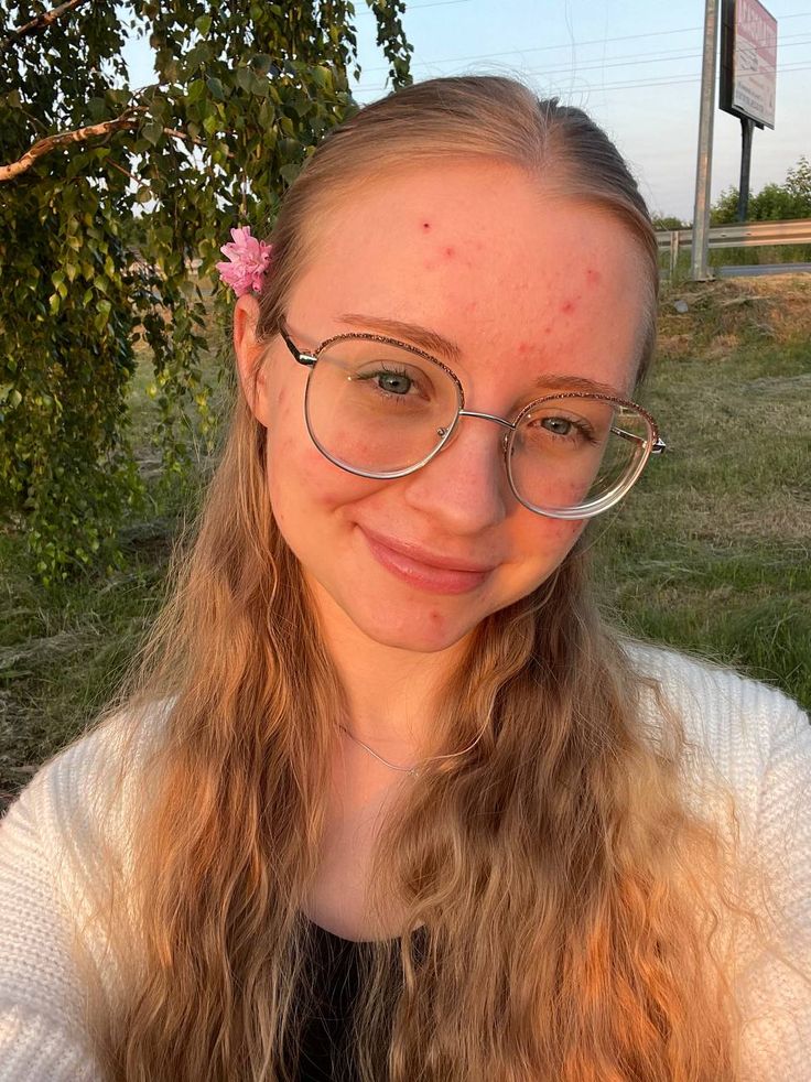 Hadley748978, 25 years old from Canada