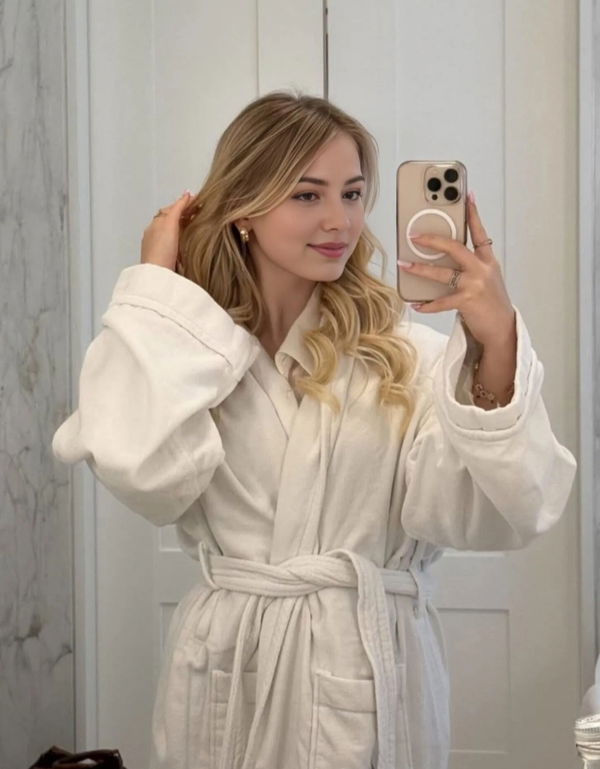 lomepyc, 22 years old from United States