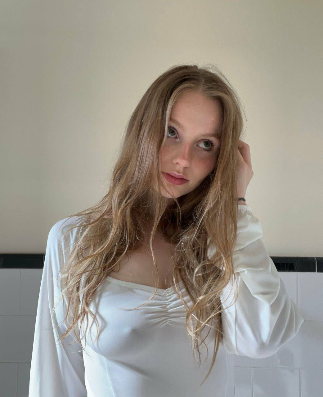 hedovyx, 22 years old from United States
