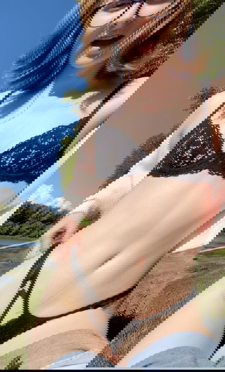 menaj68707's Cover Photo