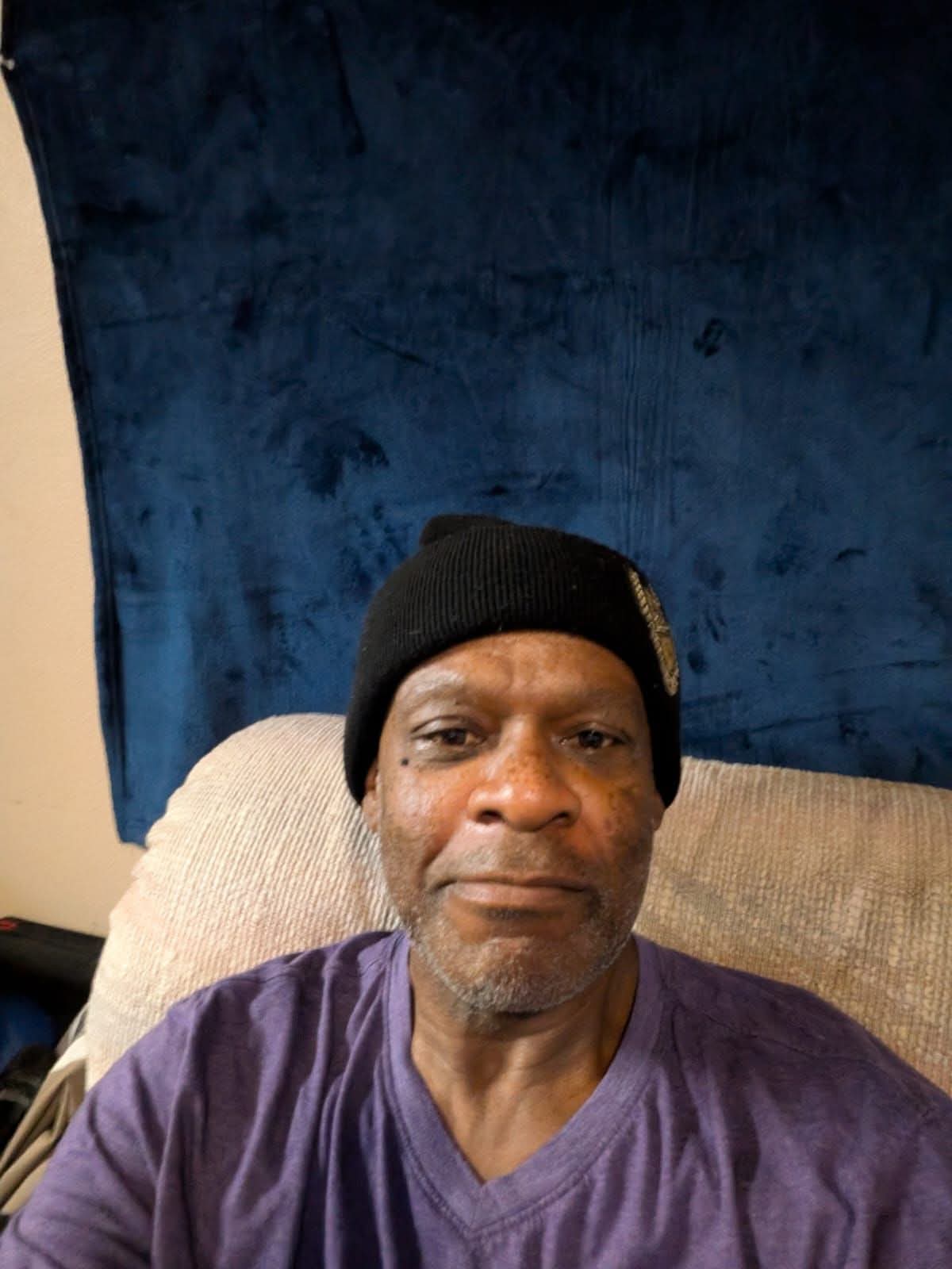 drakelawrence686's Cover Photo