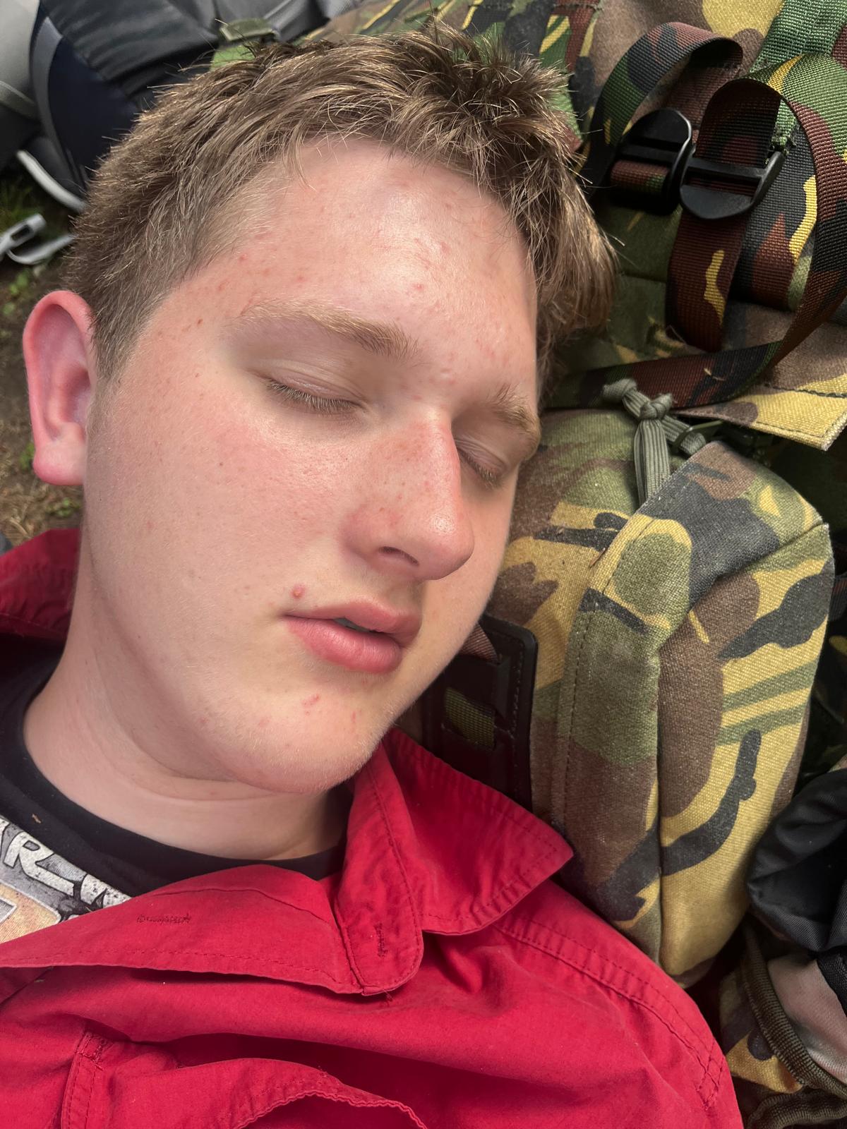 milan8272636's Cover Photo