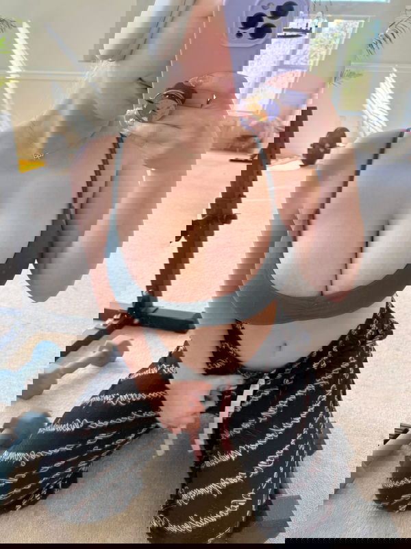 liza4d0f4379, 22 years old from Belgium