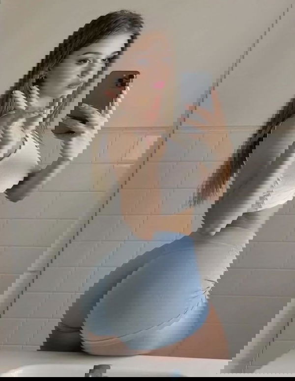 vipeh87239, 23 years old from United States