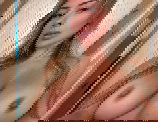 norton915, 25 years old from Finland