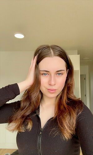 micak32438, 22 years old from New Zealand