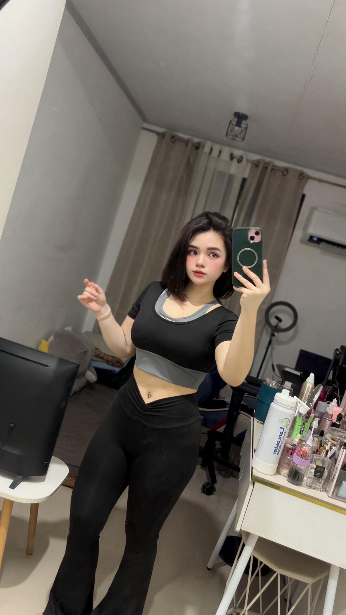 faxibo9546's Cover Photo