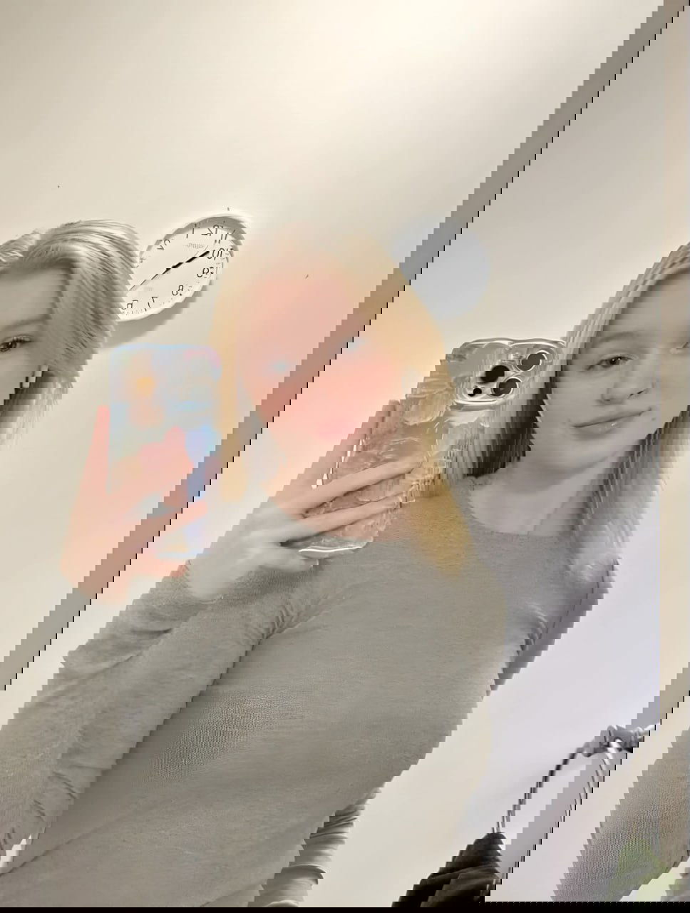 nogowej731's Cover Photo