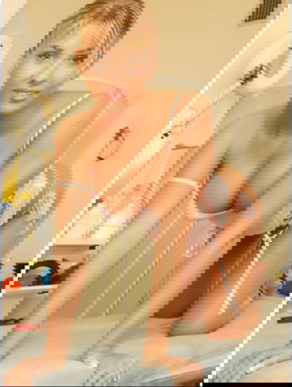 merrywillam2005, 24 years old from Canada