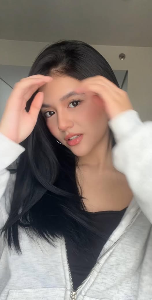 wokesah421's Cover Photo