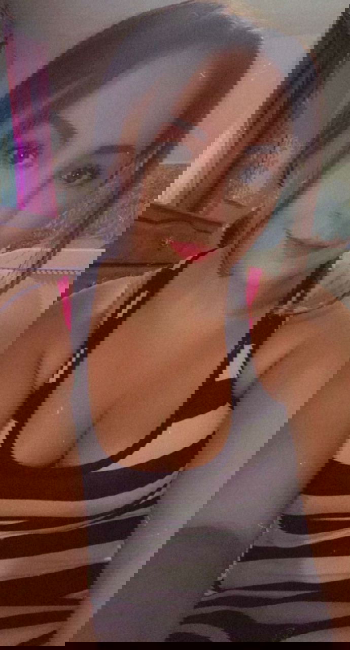 yamovo8326's Cover Photo